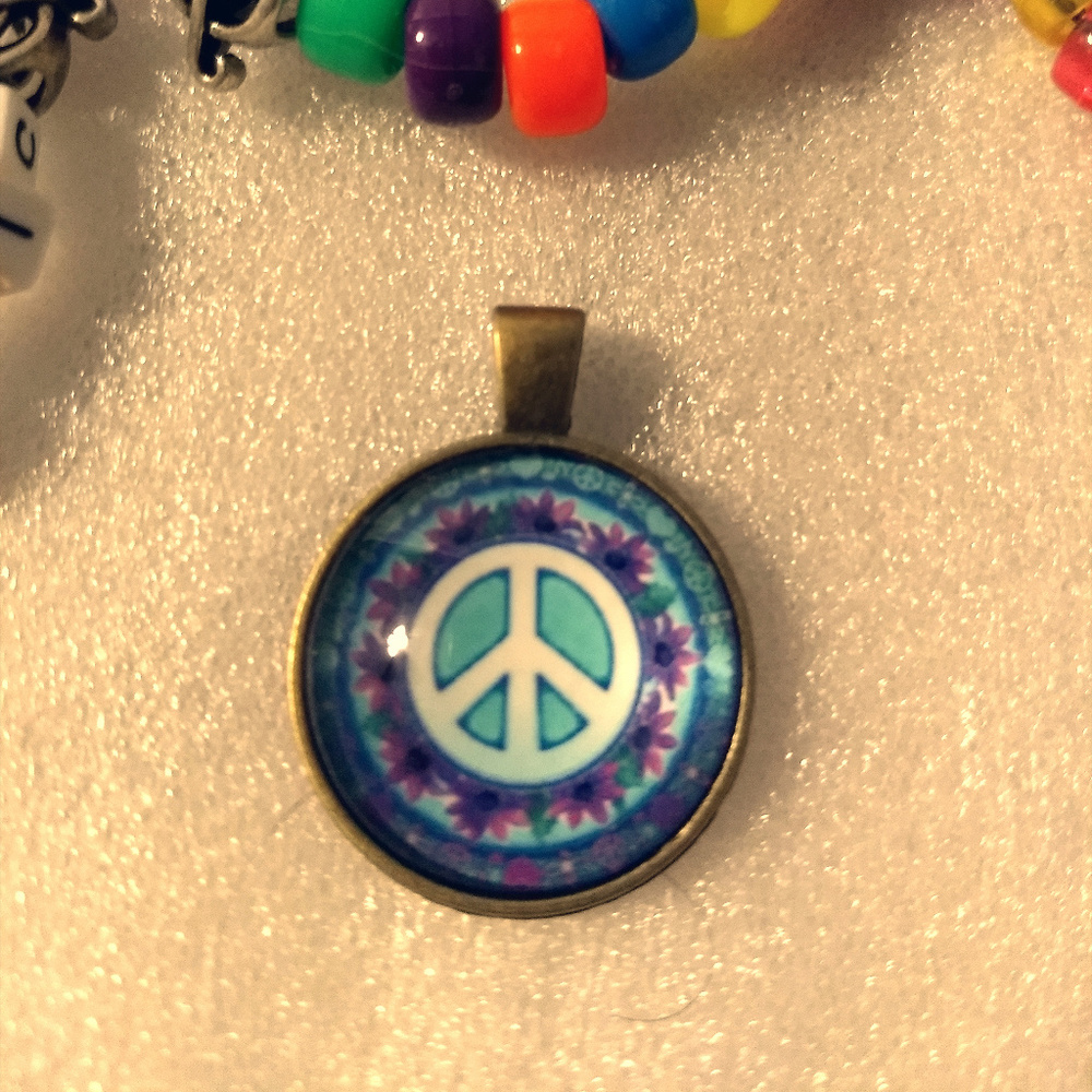 PEACE SIGN  Pendant Necklace - Festival Fashion